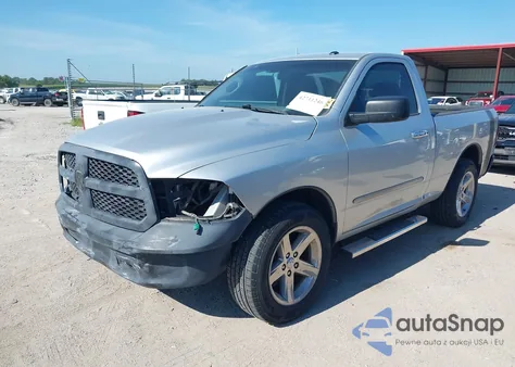 2013 Ram 1500 Tradesman из США, поврежденный, VIN 3C6JR7AP4DG522315